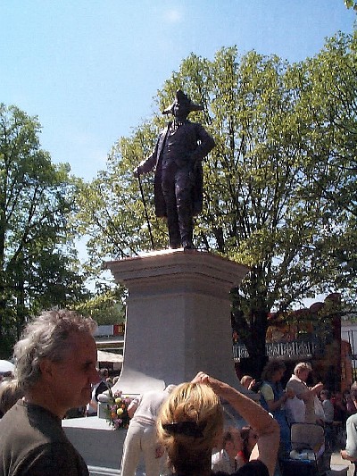 Denkmal auf dem Marktplatz (Friedrich II.)
