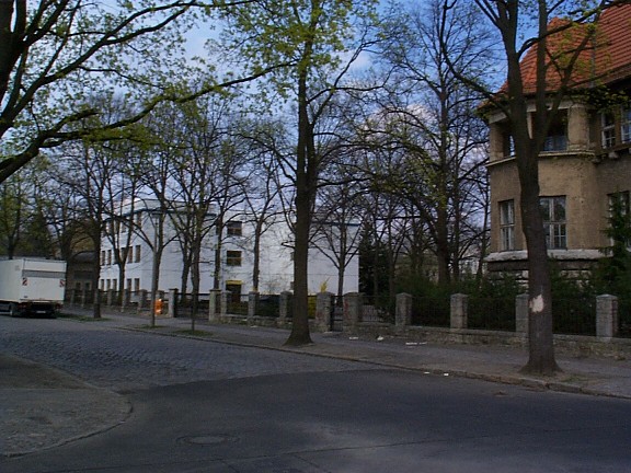 Die Blsche-Oberschule / Blick in Ahornallee